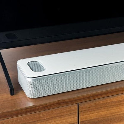 Bose Smart Soundbar 900 – Dolby Atmos mit Alexa-Sprachsteuerung, in Weiß
