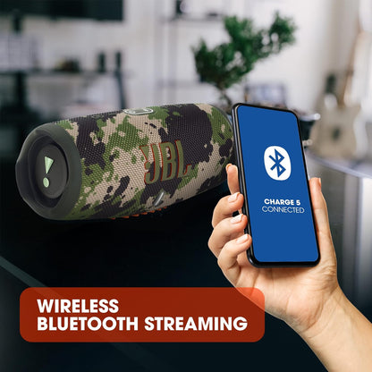 JBL Charge 5 Bluetooth-Lautsprecher in Schwarz – Wasserfeste, portable Boombox mit integrierter Powerbank – Eine Akku-Ladung für bis zu 20 Stunden kabellosen Musikgenuss