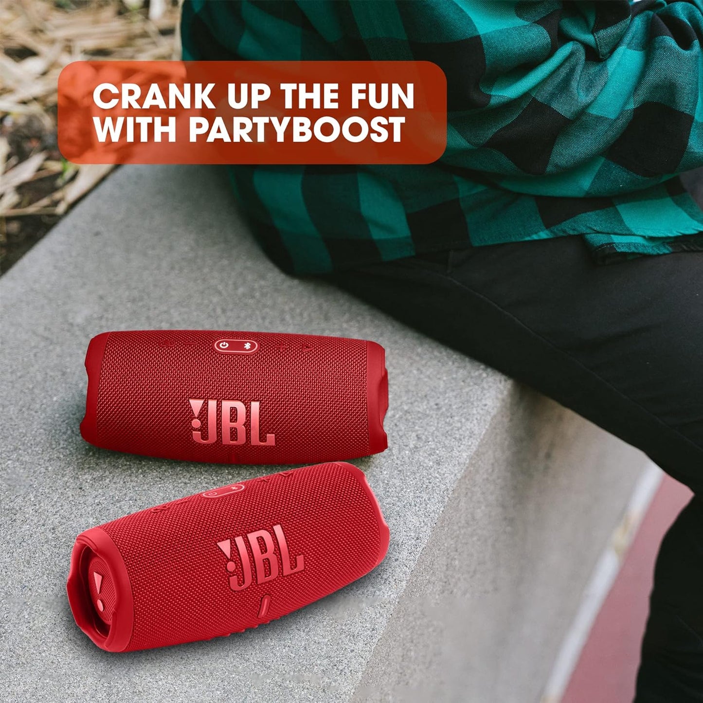 JBL Charge 5 Bluetooth-Lautsprecher in Schwarz – Wasserfeste, portable Boombox mit integrierter Powerbank – Eine Akku-Ladung für bis zu 20 Stunden kabellosen Musikgenuss